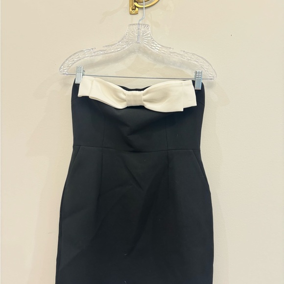 Nwt ILKYAZ OZEL - Picture 2 of 3